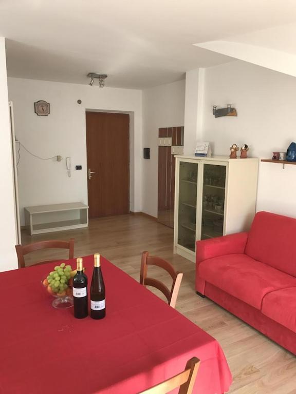 Casa Filippo Large 3 Room Apartment, Close To The Beach, Free Wifi Internet Рива-дель-Гарда Екстер'єр фото