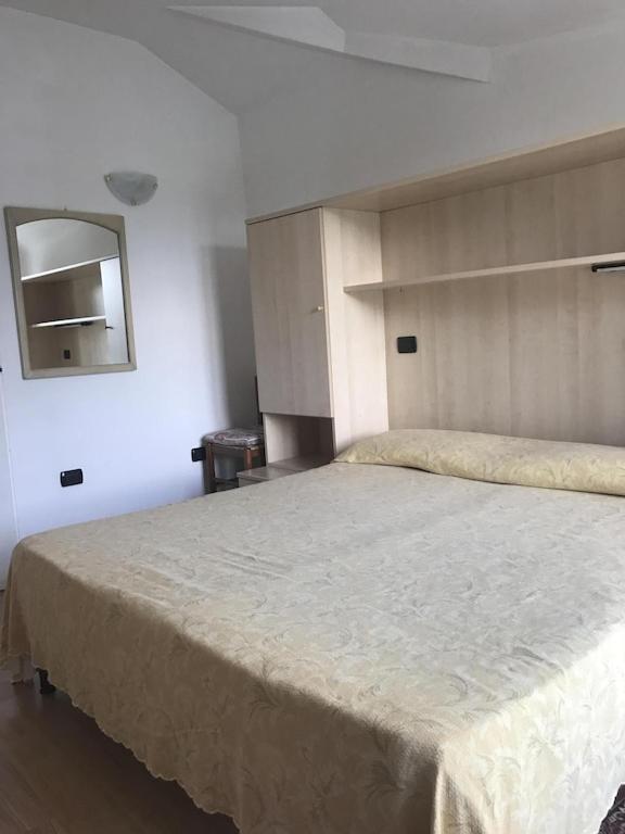 Casa Filippo Large 3 Room Apartment, Close To The Beach, Free Wifi Internet Рива-дель-Гарда Екстер'єр фото