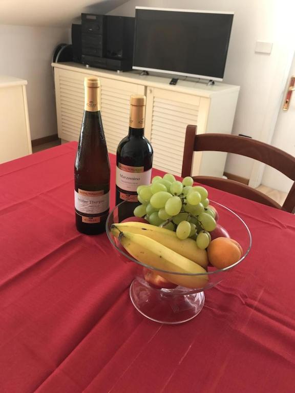 Casa Filippo Large 3 Room Apartment, Close To The Beach, Free Wifi Internet Рива-дель-Гарда Екстер'єр фото